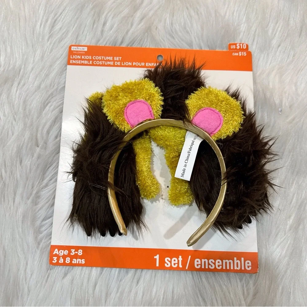 Lion costume accessories